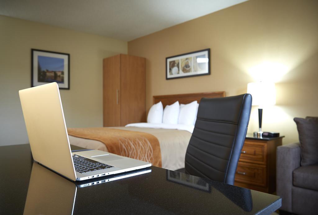 Comfort Inn South Shore Boucherville Dış mekan fotoğraf